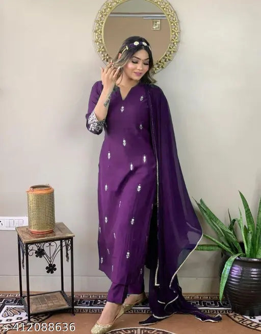 Purple dupatta set, embroidered border