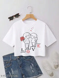 White polyester crop top with printed net pattern, round neck for girls, short sleeves