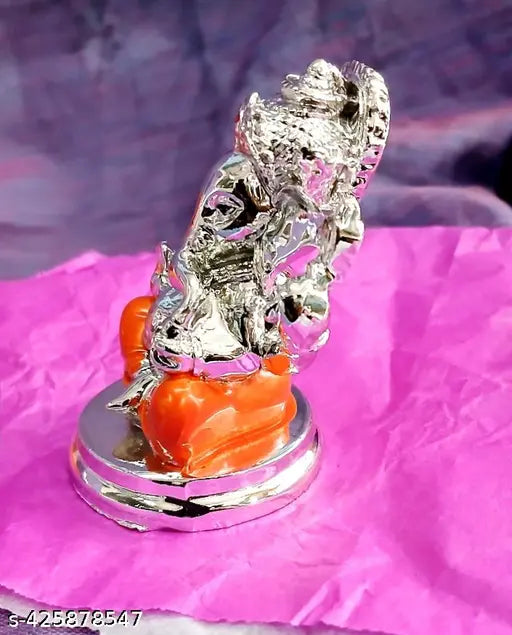 Hand-crafted Ganesh statue, 5cm tall, Indian religious art for home or car decoration