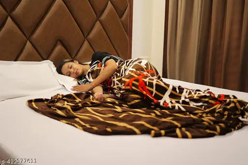 Soft, cosy SWIKON STAR AC velvet double bed blanket, 100% microfibre printed design, free size (90x90 inches), made in India