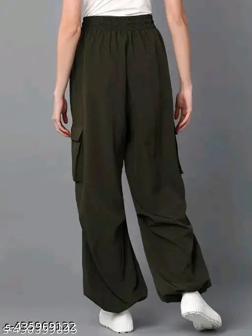Black trousers, loose fit, high waist, long sleeves, full length