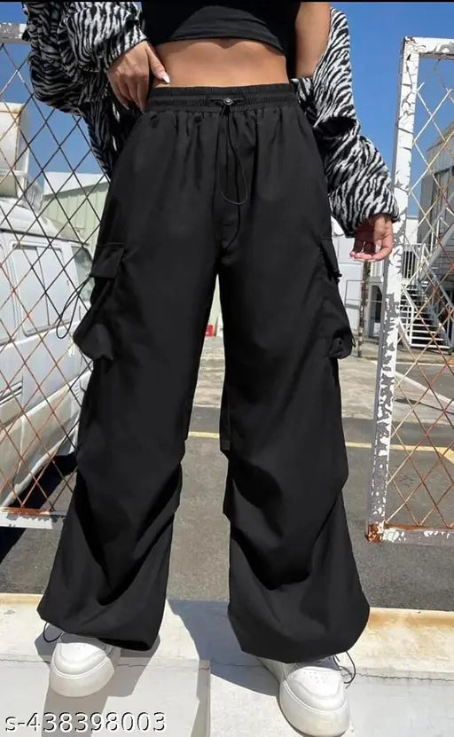 Four pocket cargo pants, black material
