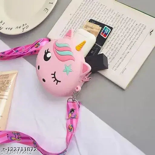 Silicone crossbody handbag with unicorn design, black zipper, small size