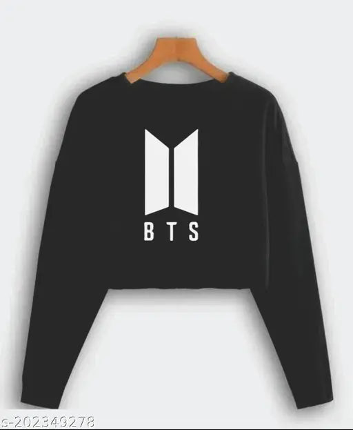 Black cotton-blend crop top with BTS print, long sleeves, suitable for women's fashion