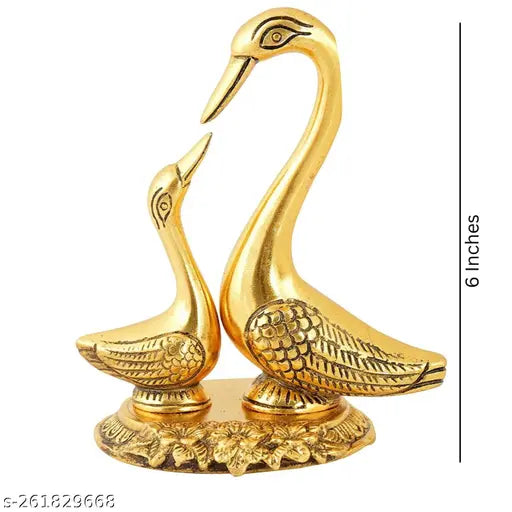 Metal swan pair showpiece, handcrafted gold decoration for home or office, 12.5*8*13.5 cm in size