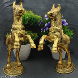 Metal horse statue for wealth, success, shining future, Vastu decor, 254 x 203 x 51 cm (India)
