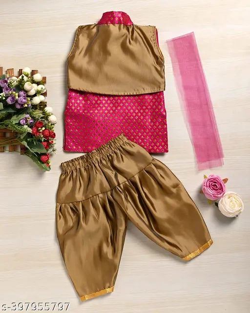 Georgette pleated sleeveless dress, available in three colors for kids' parties and events