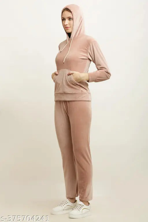 HR collection skin velvet nightsuit, ultra-soft fleece pyjamas with adjustable hood, luxurious velour fabric for cozy loungewear