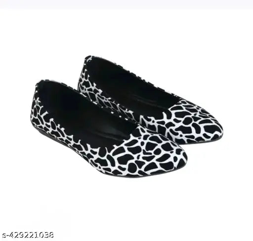 Black and white animal print women's flat shoes