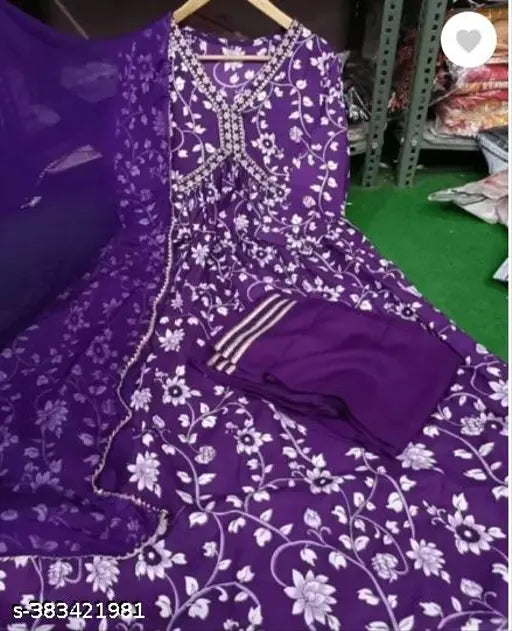 Women's floral printed Rayon Aaliacut kurta, pant, and dupatta set with three-quarter sleeves, India origin