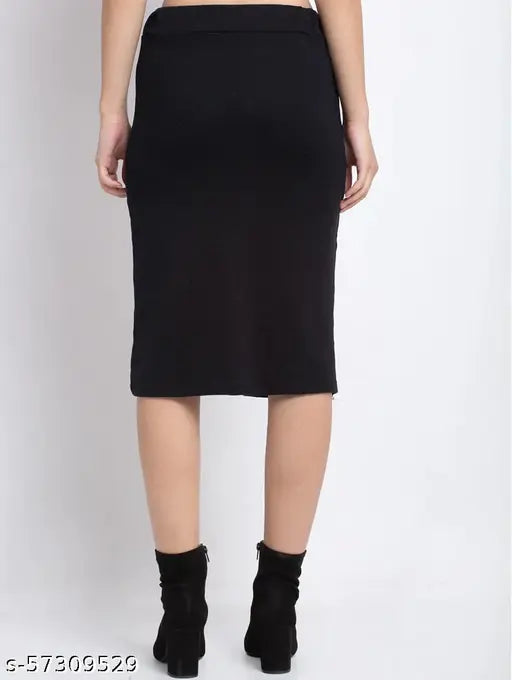 Front button ribbed black skirt