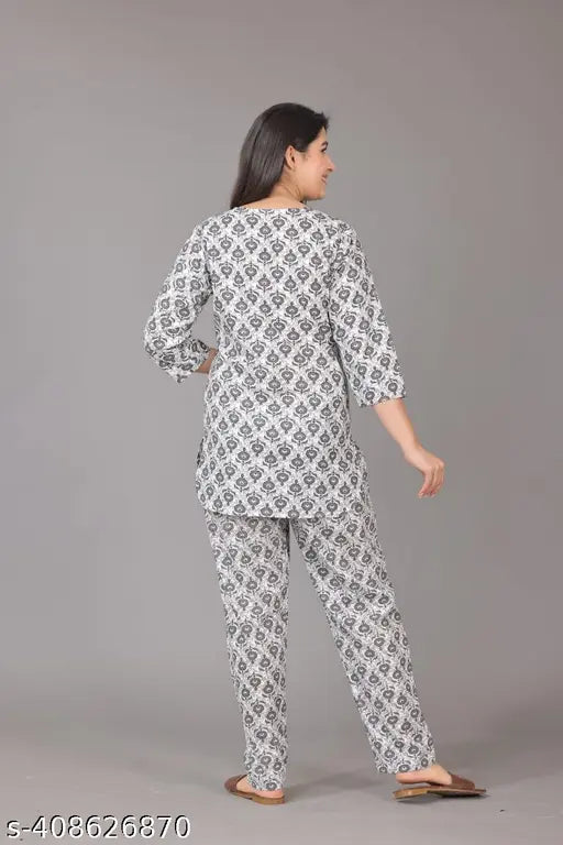 Women's stylish cotton short kurti set with printed pants, summer special - India