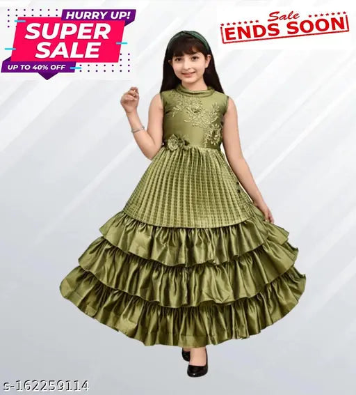 Elegant green silk blend dress with solid pleats, pack of 1