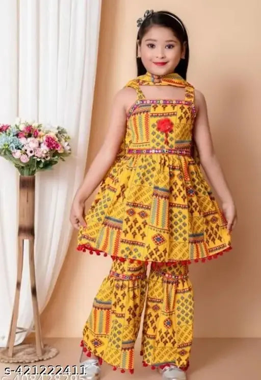 Yellow printed cotton blend palazzo pants & sleeveless top with dupatta, premium quality for girls