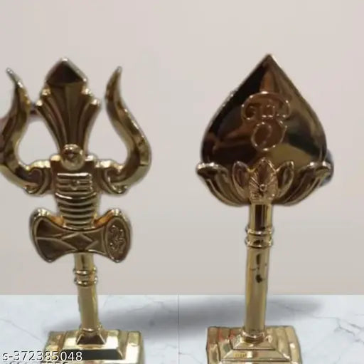 Vel Thiruchendur Murugan Trisulam with Prasathampack 1 - Decorative 3cm x 6.5cm x 3cm trident made of traditional Indian material, symbolizing the ancient Tamil deity Murugan