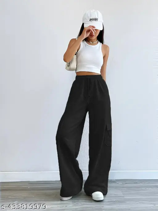 Solid cotton, wide-leg cargo trousers by PRFASHION. Quality recycled French terry fabric for comfort and elegance." (123 characters)