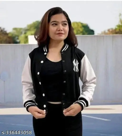 Black fleece fleece-fabric women's jacket with long sleeves and crop length, solid pattern - trendy fashion for women