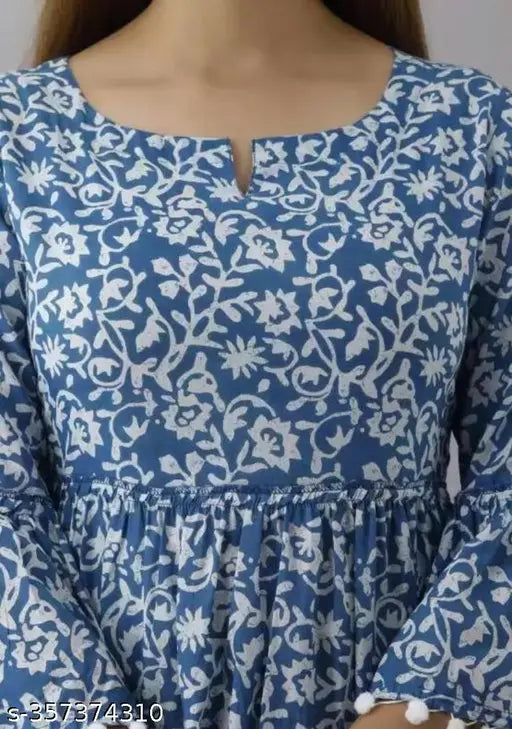 Blue viscose rayon three-quarter sleeve printed winter top, country of origin: India