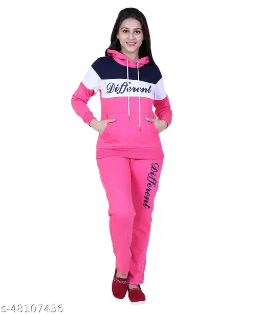 Winter wear women's track suit, wool top and bottom with long sleeves, solid pattern, ideal for comfort and style. Sizes: M, L, XL, XXL. Made in India