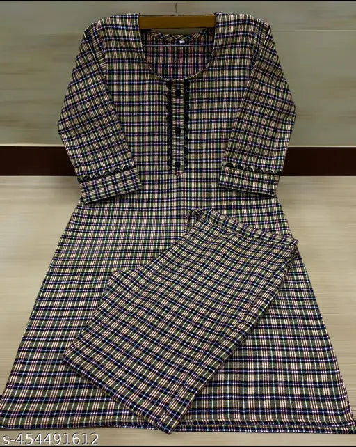 Woolen kurti set for women and girls, three-quarter sleeve with palazzo bottoms, checked pattern, wool fabric