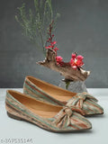 Synthetic leather, colorblocked ballerinas with bows, slip-on style - Gillkart Women Pointed Toe Embellished Ballerinas on display