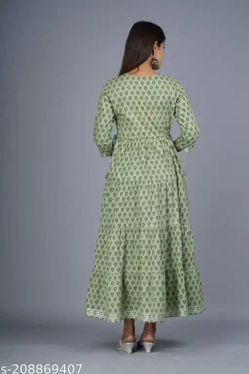 Printed rayon kurta, blending traditional charm and contemporary fashion, captivating print on three-quarter sleeves, Made in India