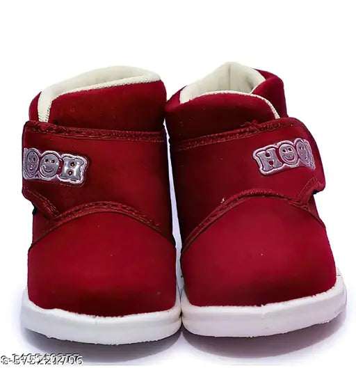 Kids shoes with sound feature, red velvet fabric