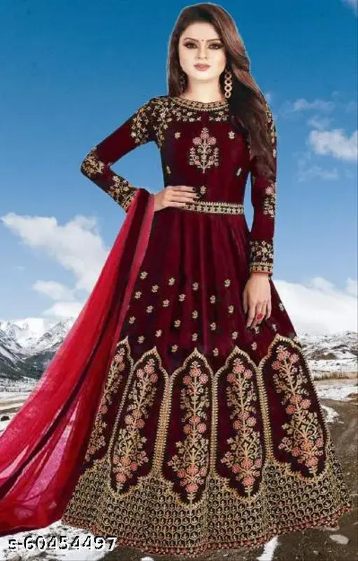 Taffeta silk embroidered Aagam refined gown with three-quarter sleeves, free size (bust 42in, length 57in)