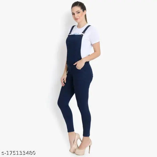 Sleeveless denim dungaree for women, solid color, high waist with adjustable straps and metallic buttons. Made in India