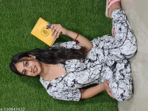 Cotton blend printed night suits, ladies front button style with short sleeves from Saltlake, India