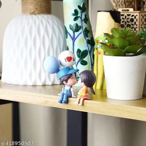 HATAKE cute cartoon couples action figure balloon ornament, Indian-made car dashboard accessories for auto interior decoration