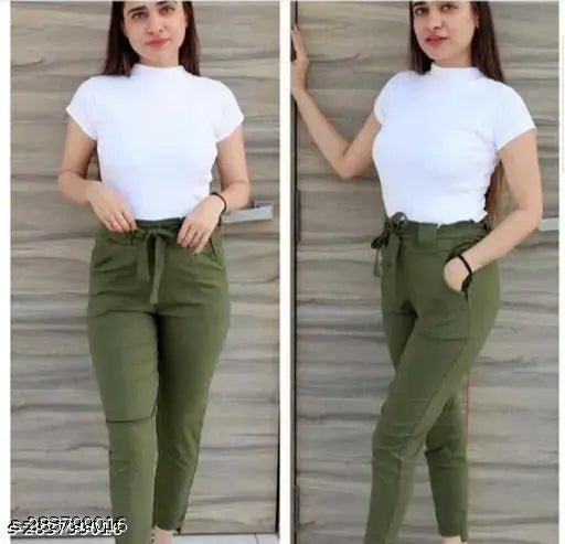 White, cotton, cargo pants with elastic waistband and pockets