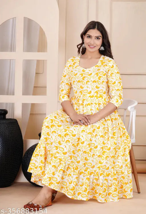 Rayon printed combo kurti, fashionable three-quarter sleeves by Charvi, M (Bust 38in), L (Bust 40in) - India