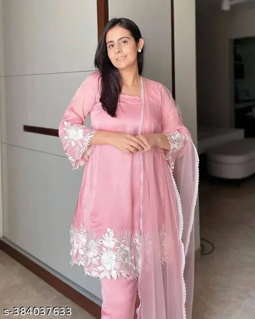 Peach cotton kurta with matching dupatta, designer art shop trendy fashionable premium set for girls, flower embroidery