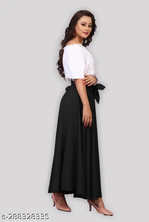 Black cotton midi skirt with slit side pocket