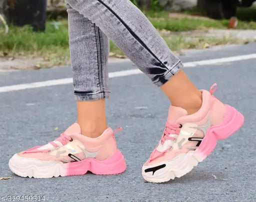 Synthetic women's sneakers in solid color with backstrap net, Indian-made athletic footwear on display