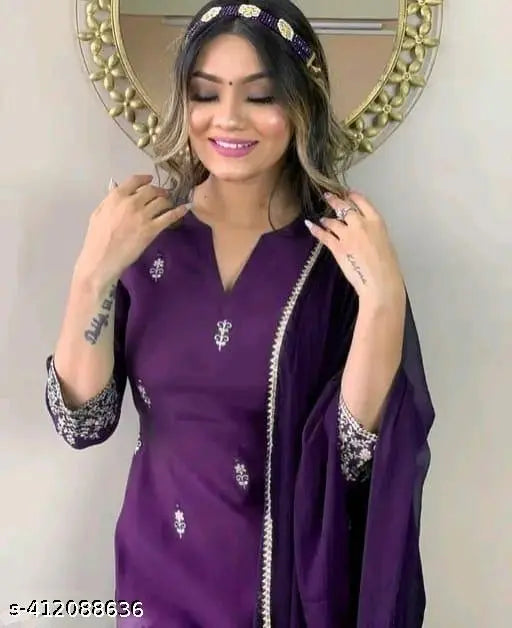 Purple dupatta set for women, embroidered details on sleeve