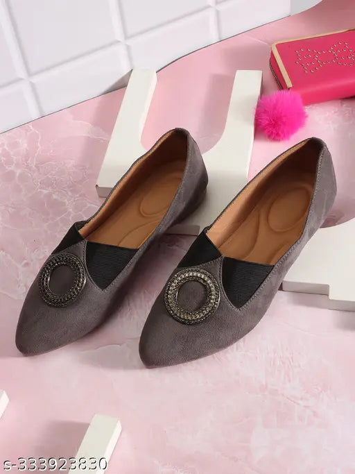 Synthetic bellies for women, stylish and comfortable mules with buckle fastening, multiple patterns and sizes (IND-4, IND-5, IND-6, IND-7, IND-8), made in India