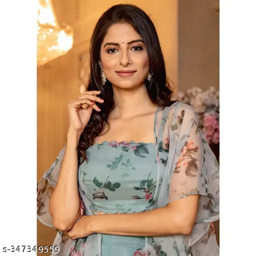 Grey Georgette gown, women's ethnic top-bottom with plazzo set. Body fit silhouette, elegant print on comfortable fabric for party wear. Made in India