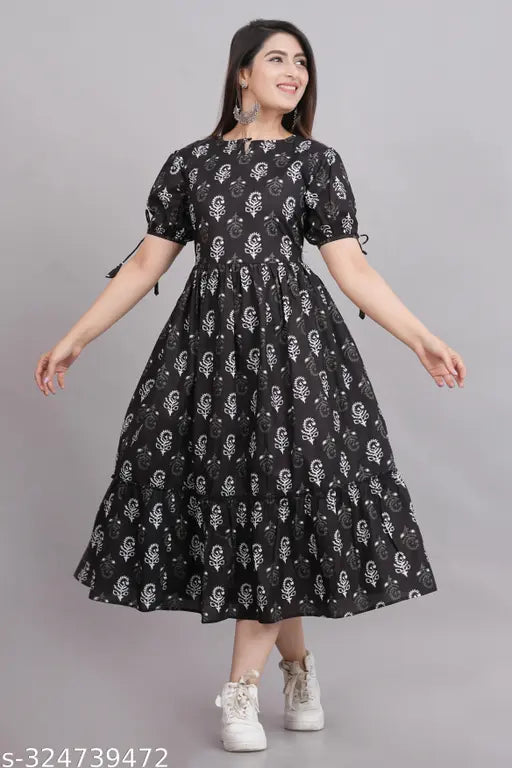 Short-sleeve printed cotton kurti, Jaipuri style for women, single size options: L(40in), XL(42in), XXL(44in)