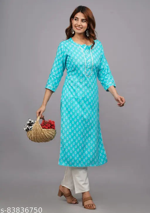 Rayon printed kurti, three-quarter sleeves, women's self-design for parties and festivals. Rayon fabric, India origin