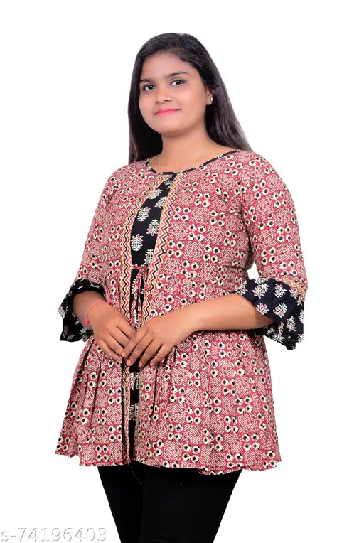 Cotton colorblocked short top doubel flair Kedia style, three-quarter sleeves, vegetable cotton top from India