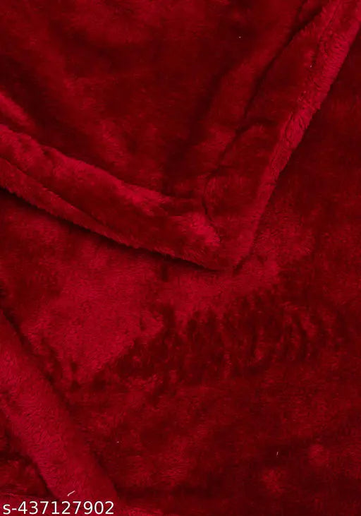 Maroon fur AC blanket for kids, lightweight and gentle on baby's skin (66 x 92 CM)