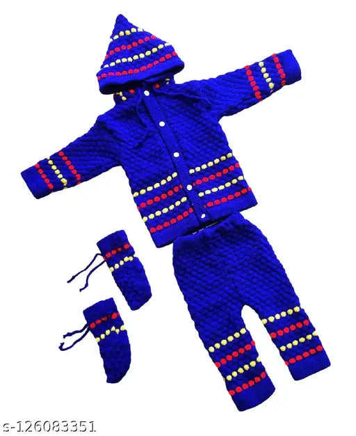 Woolen knitted front open sweater & hood pyjami with booties for newborn babies (0-6 months), self-design net pattern