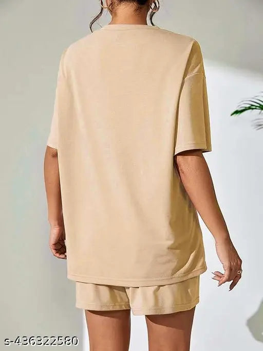 Cotton blend loose-fit printed nightsuit set for women, includes top and shorts, made in India