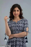 Black and white patterned cotton kameez on female model