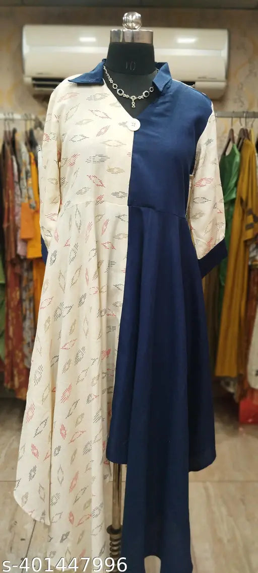 White and blue double shade cotton kurta with three-quarter sleeves, printed pattern on woman's clothing. S: bust size 36in, M: bust size 38in, L: bust size 40in, Indian traditional wear for women