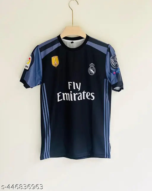 Ronaldo Real Madrid 2017-18 away retro polycotton jersey with short sleeves and printed net pattern, size M (chest 38in, length 27in)