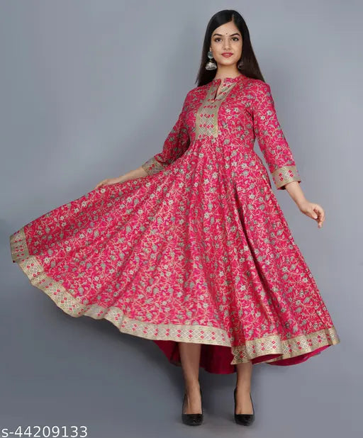 Rayon printed Anarkali Kurta, three-quarter sleeves, Indian ethnic wear on model for women's selfie