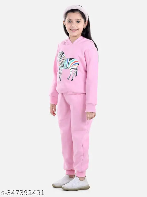 Cotton blend kids sweatshirt/hoodie with pyjama set, embroidery print, baby pink. Size options: 2-3Y, 3-4Y, 4-5Y, 5-6Y, 6-7Y, 7-8Y. Made in India